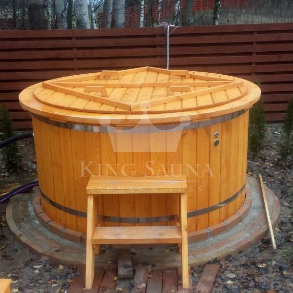 "PLASTIC" Hot-tub 2.0m with fir wood decoration